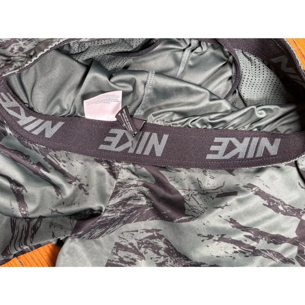 Nike Dri-FIT Men's Training‎ Shorts Camo Print Activewear Medium